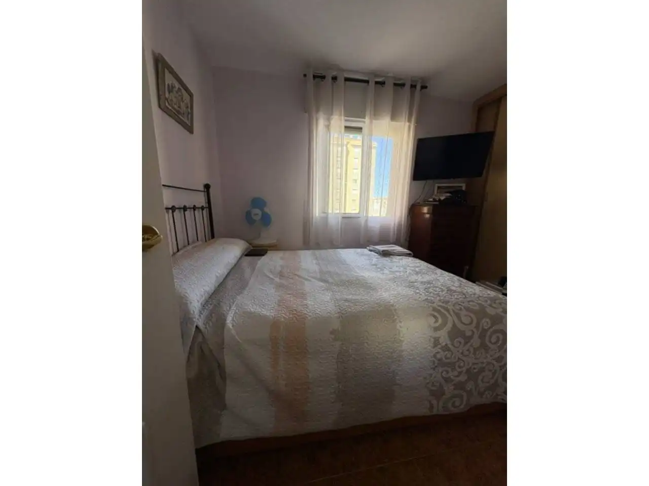 Dormitori de Pis en venda en Huelva amb Aire condicionat i Balcó