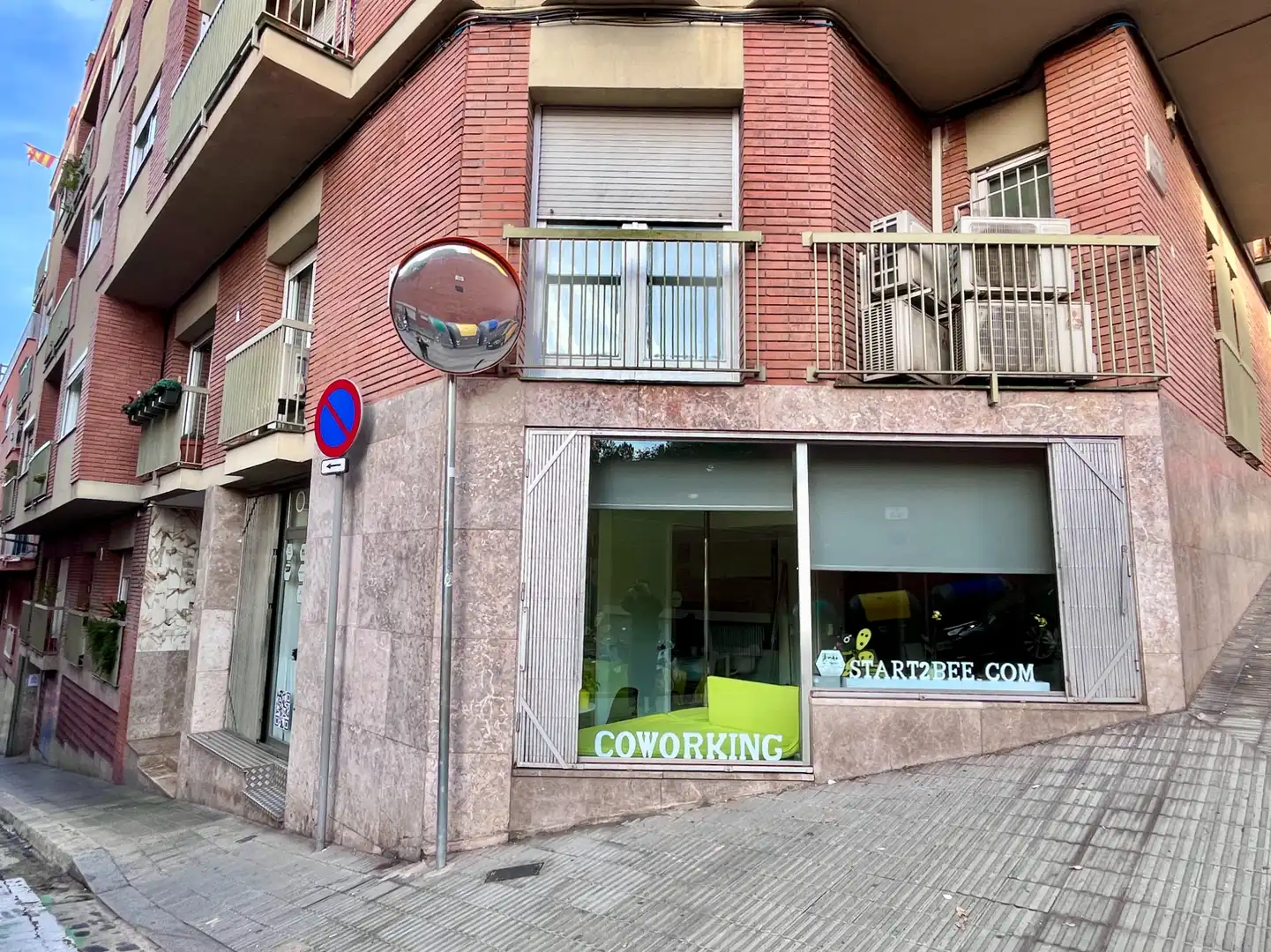 Vista exterior de Oficina en venda en  Barcelona Capital amb Aire condicionat i Calefacció