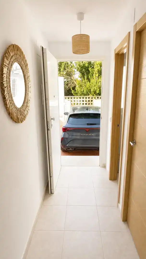 Parkplatz von Einfamilien-Reihenhaus zur Miete in Almazora / Almassora mit Klimaanlage und Möbliert
