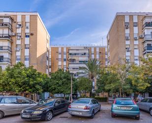 Exterior view of Flat for sale in  Sevilla Capital