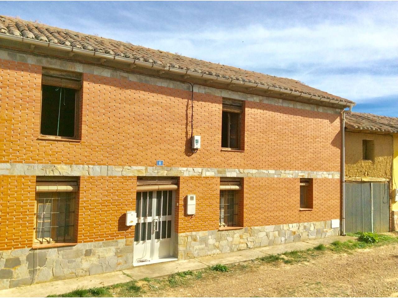 Exterior view of House or chalet for sale in Pajares de los Oteros  with Private garden