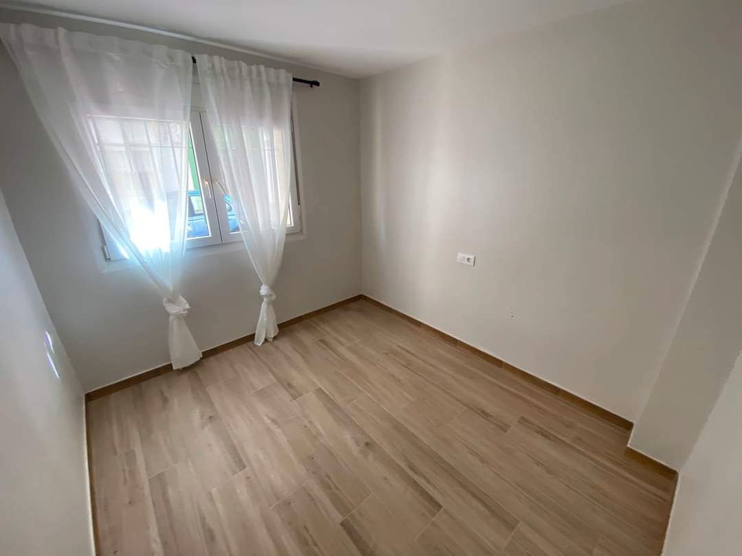 Flat for sale in Calle Benlliure, 5, San José - San Bernardo