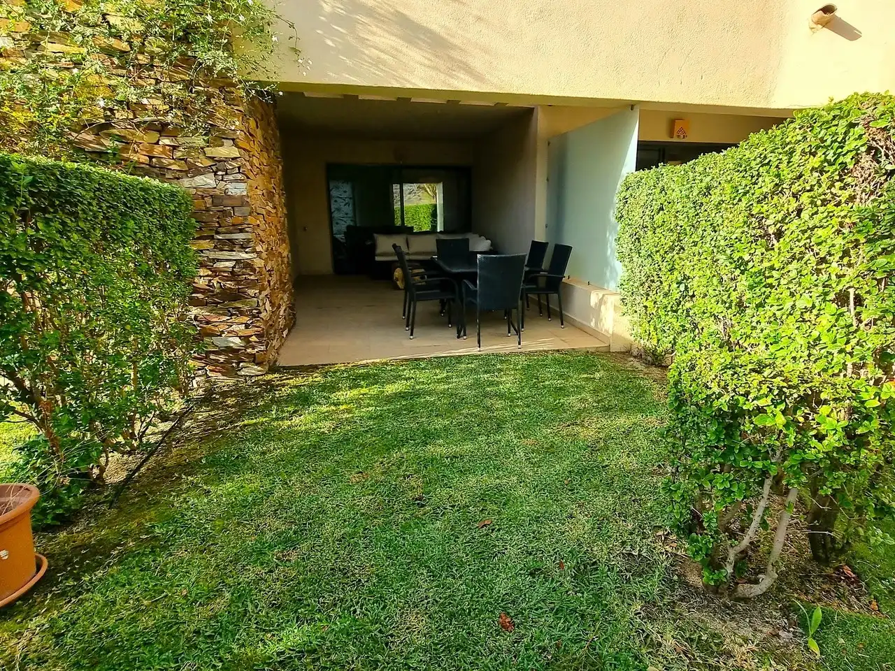 Adossat amb piscina en venda a Golf Valle Este, imagen 3