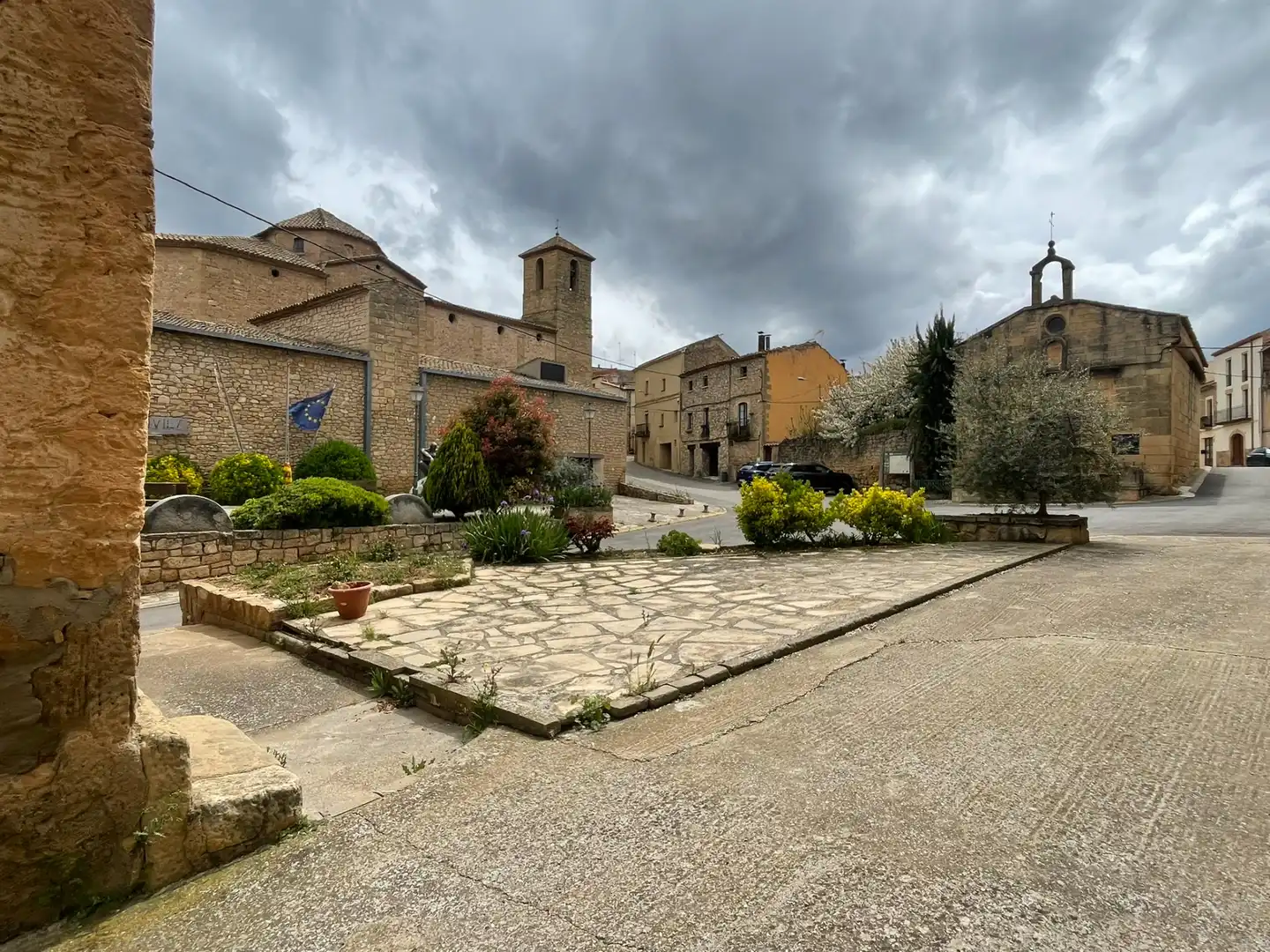 Exterior view of Houses for sale in La Pobla de Cérvoles  with Heating, Terrace and Furnished