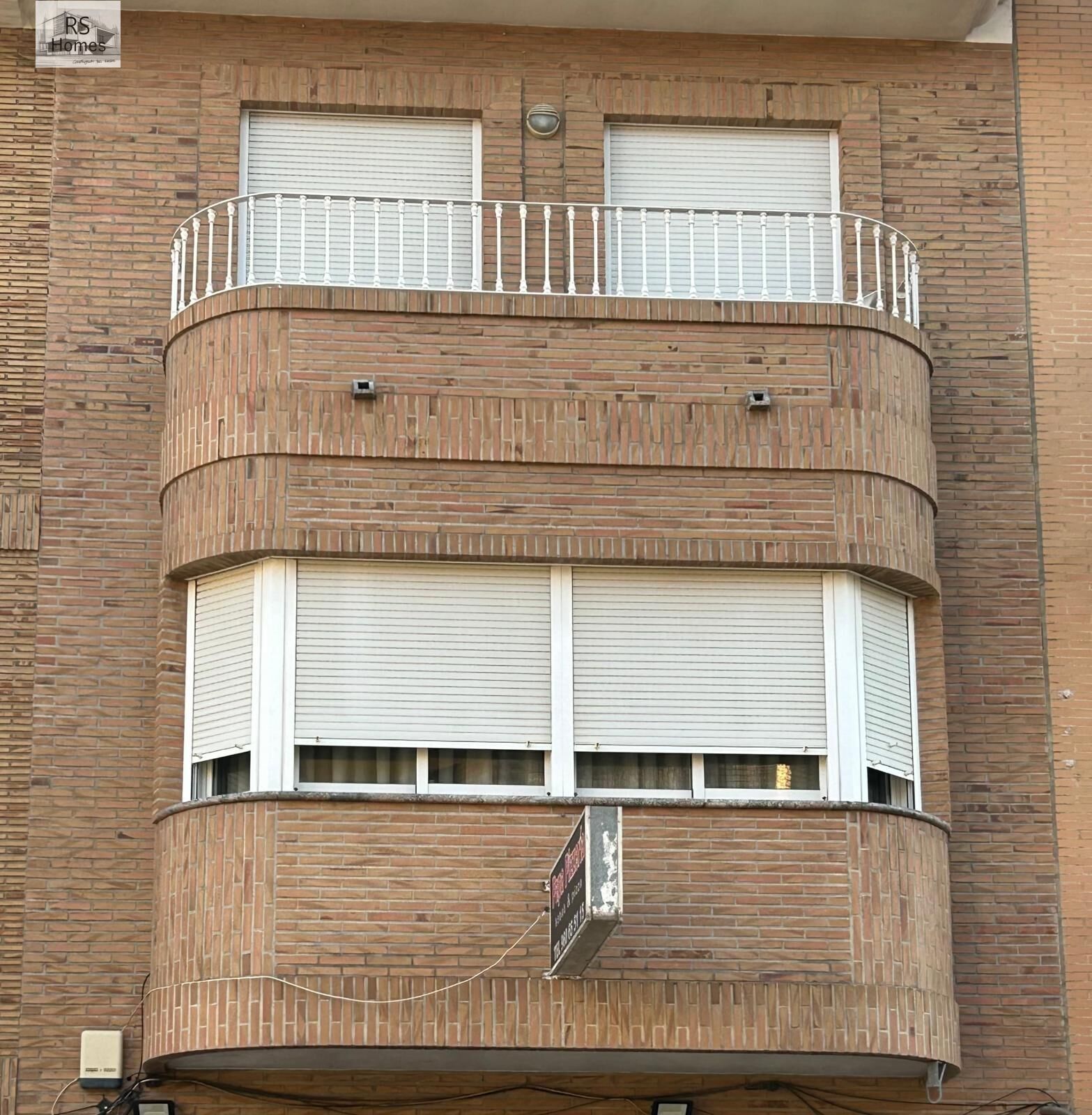 Vista exterior de Casa o chalet en venta en La Pobla de Vallbona con Aire acondicionado, Jardín privado y Terraza