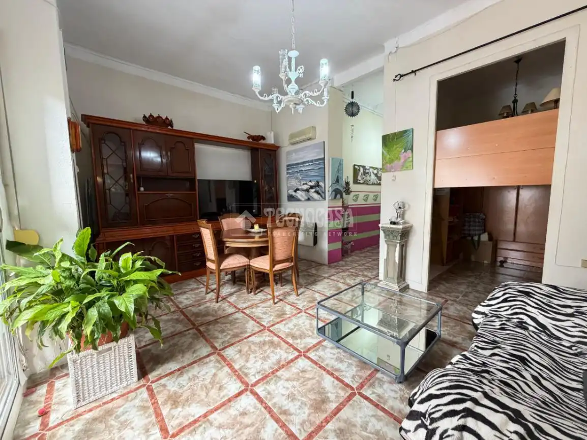 Piso en venta en CALLE ALBERIC, Arrancapins, Extramurs