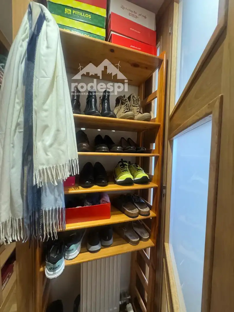 Piso en venta en Ponteareas con Calefacción, Trastero y Amueblado