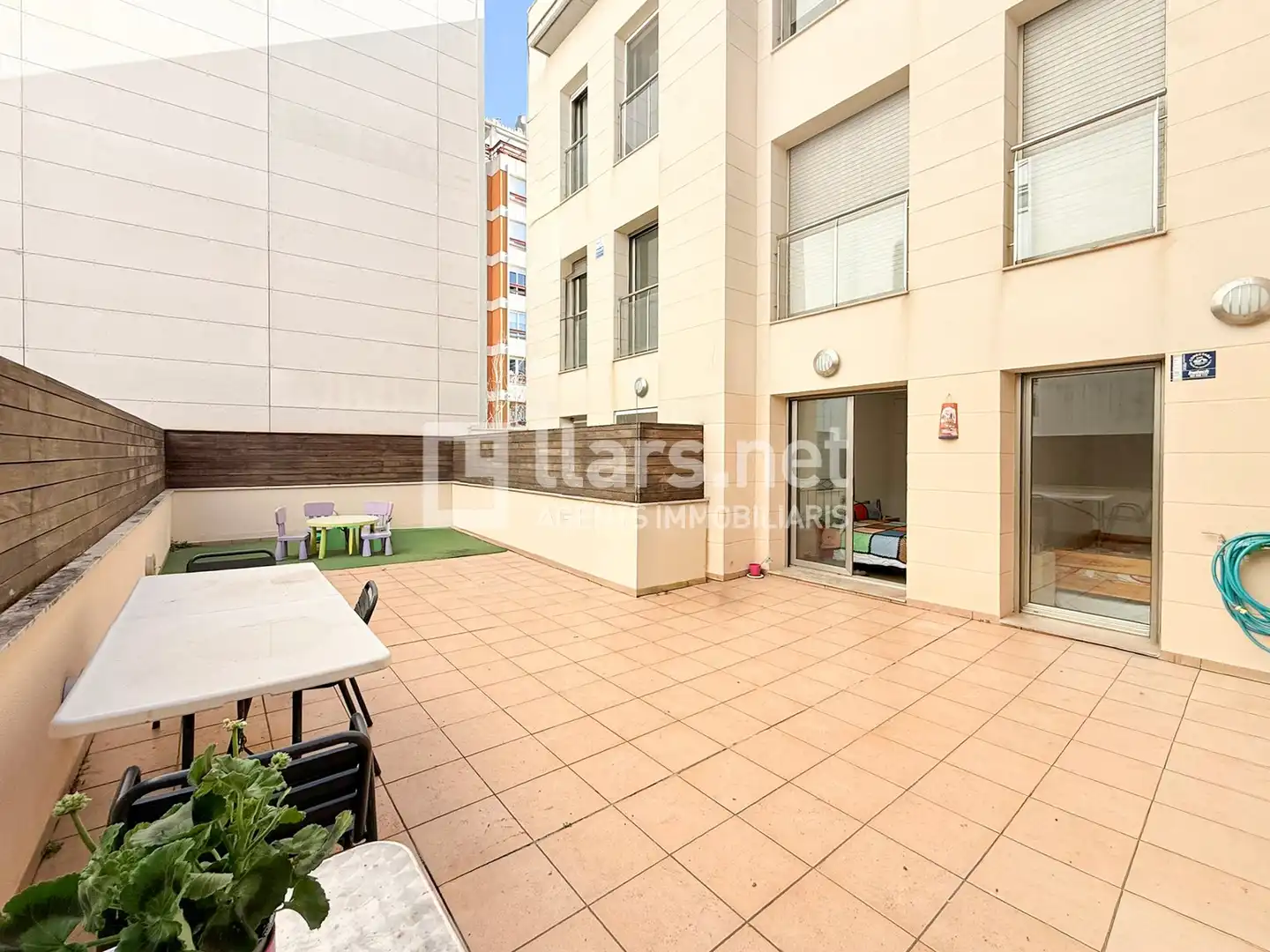 Terrasse von Wohnung zum Verkauf in Vilanova i la Geltrú mit Klimaanlage, Heizung und Terrasse