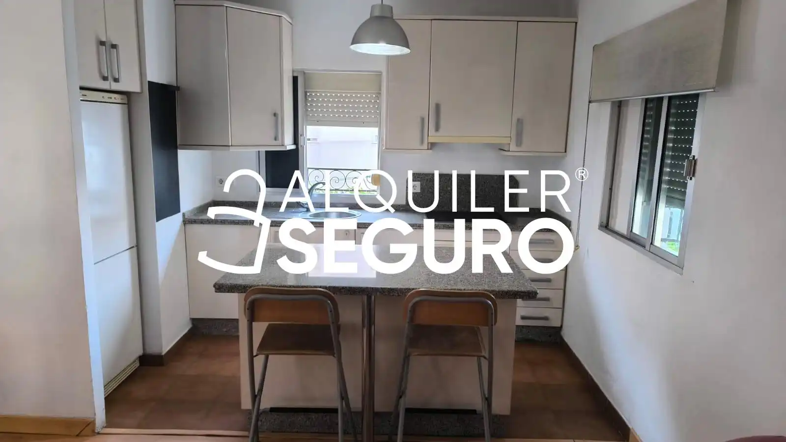 Kitchen of Study for rent in Sevilla  with Air Conditioner and Furnished