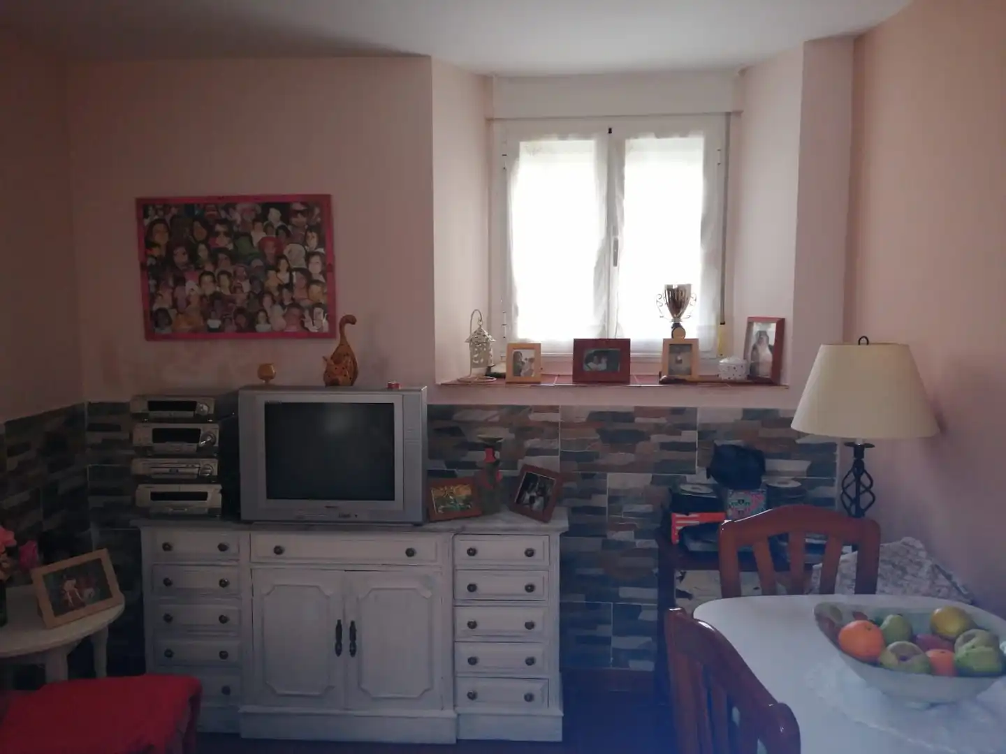 Sala d'estar de Casa o xalet en venda en Briviesca amb Calefacció, Jardí privat i Terrassa