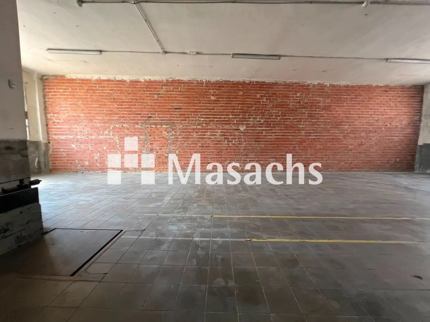 Fabrikhallen zur Miete in Terrassa