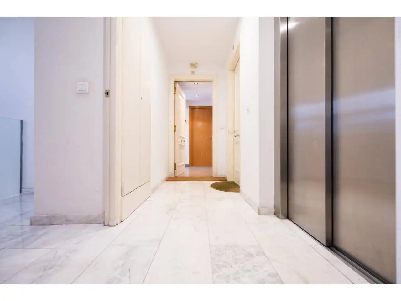 Flat for sale in Girona  with Air Conditioner, Heating and Parquet flooring