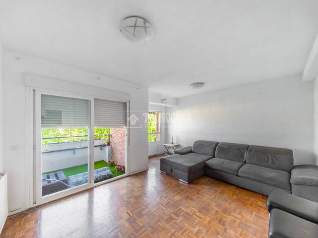 Piso en Venta en El Carrascal