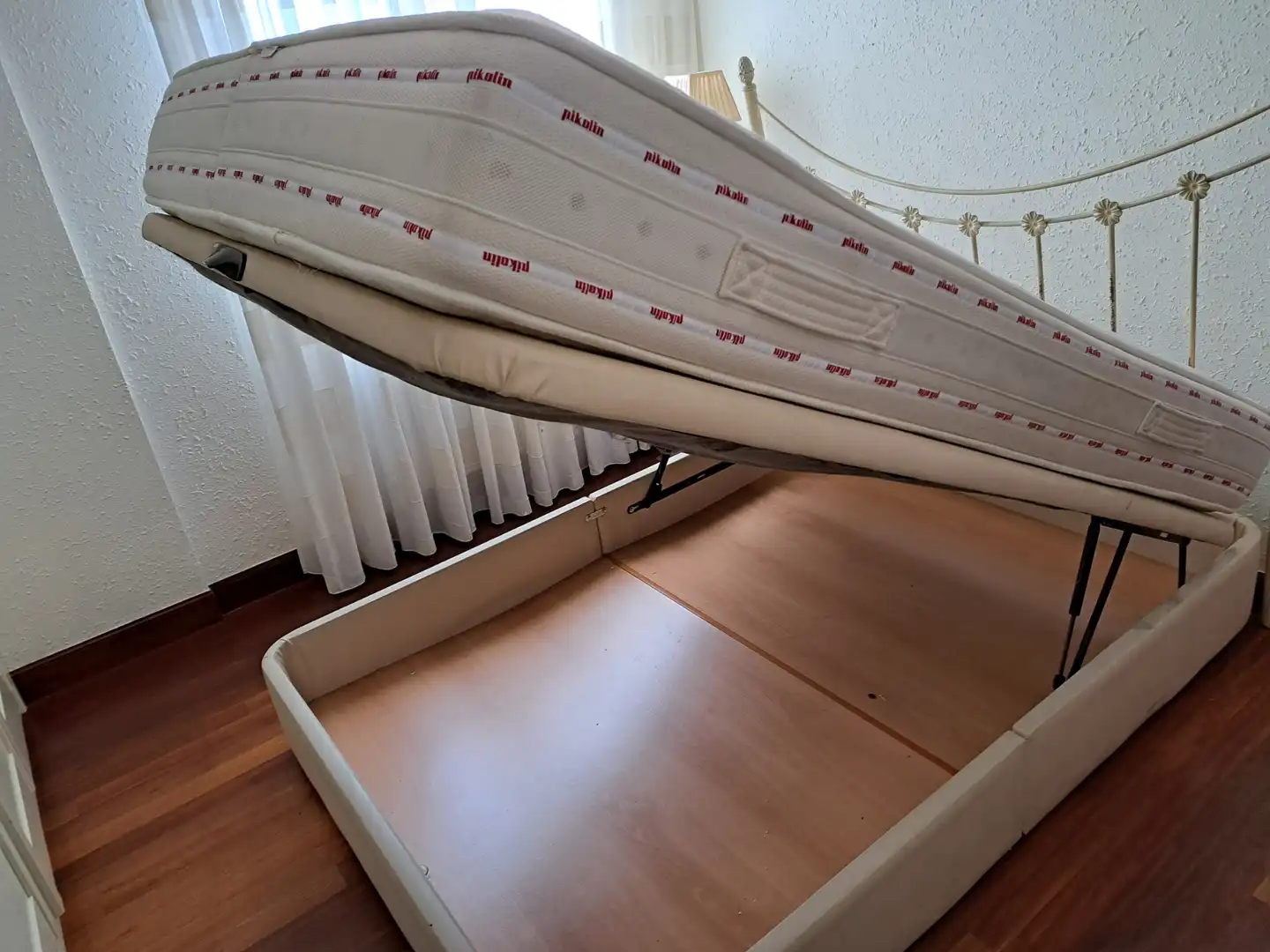 Habitación de Piso en venta en Portugalete con Calefacción, Parquet y Amueblado