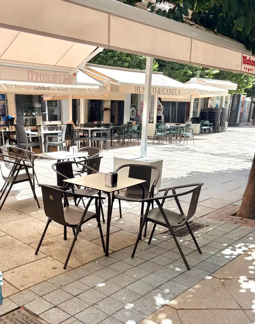 Terrace of Commercial properties for rent in Casco Urbano