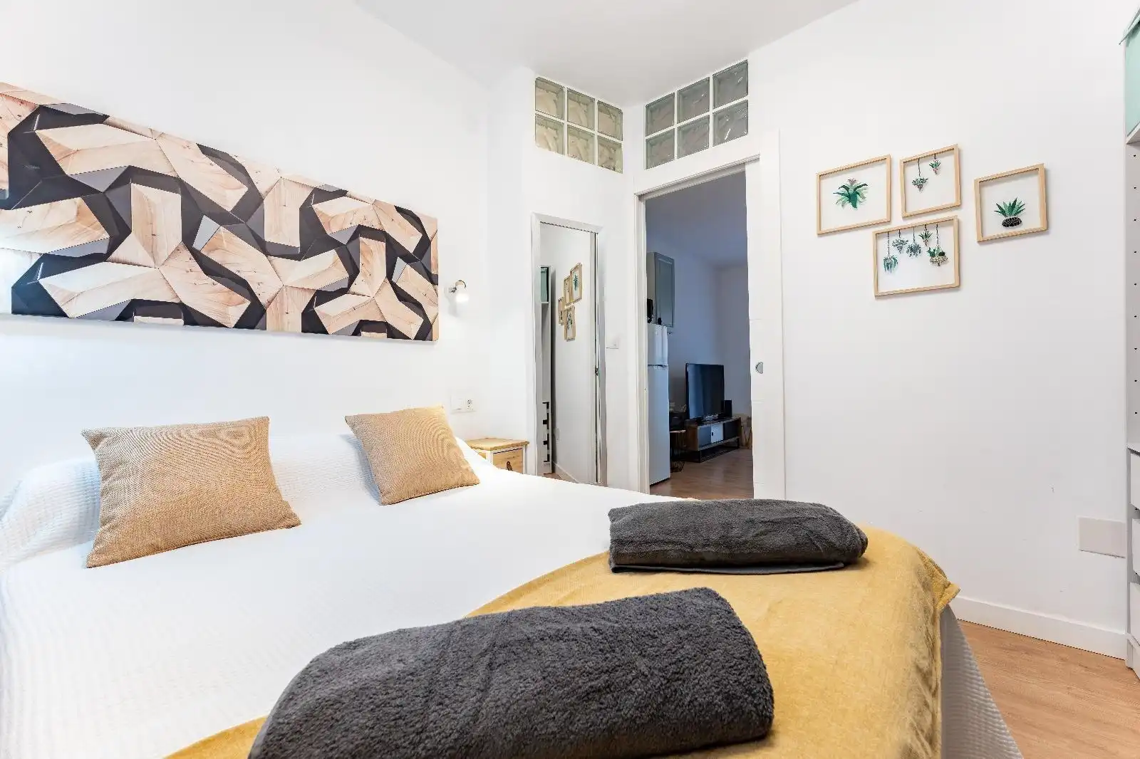 Bedroom of Apartments for sale in Rincón de la Victoria