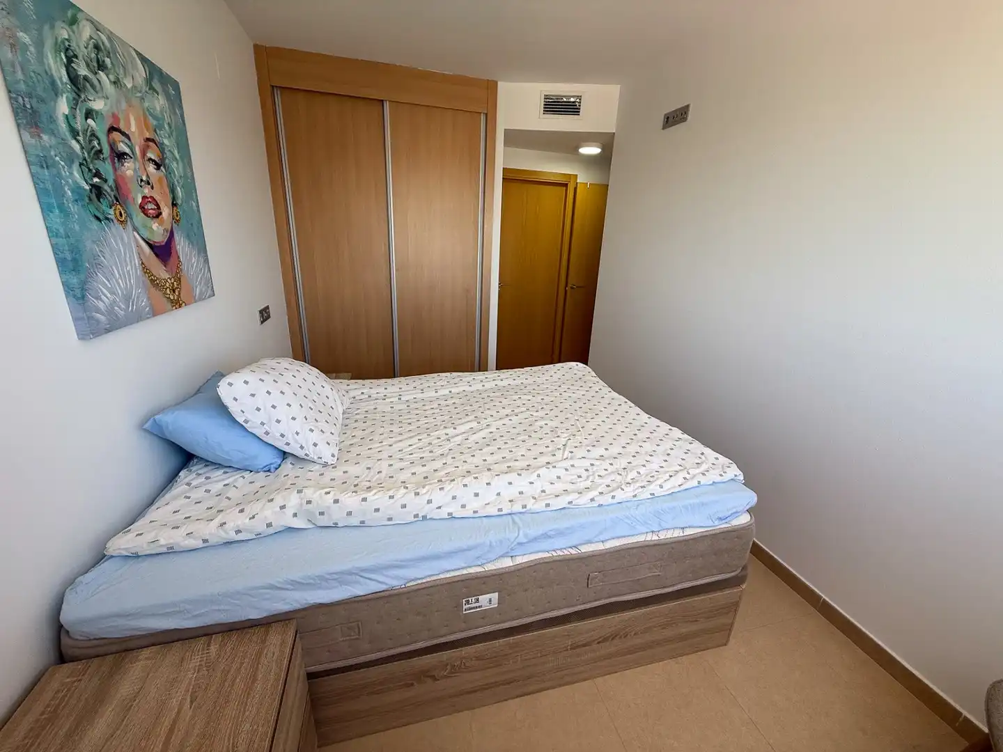 Schlafzimmer von Wohnung zum Verkauf in Dolores mit Klimaanlage, Heizung und Privatgarten