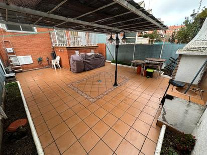 Terrassa de Casa o xalet en venda en Parla amb Aire condicionat, Calefacció i Jardí privat