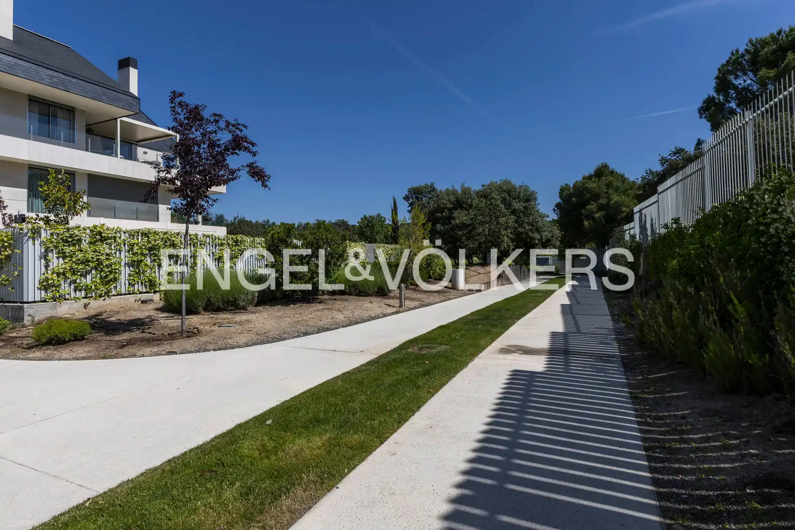 Apartamento en venta en Pozuelo de Alarcón con Aire acondicionado, Calefacción y Jardín privado