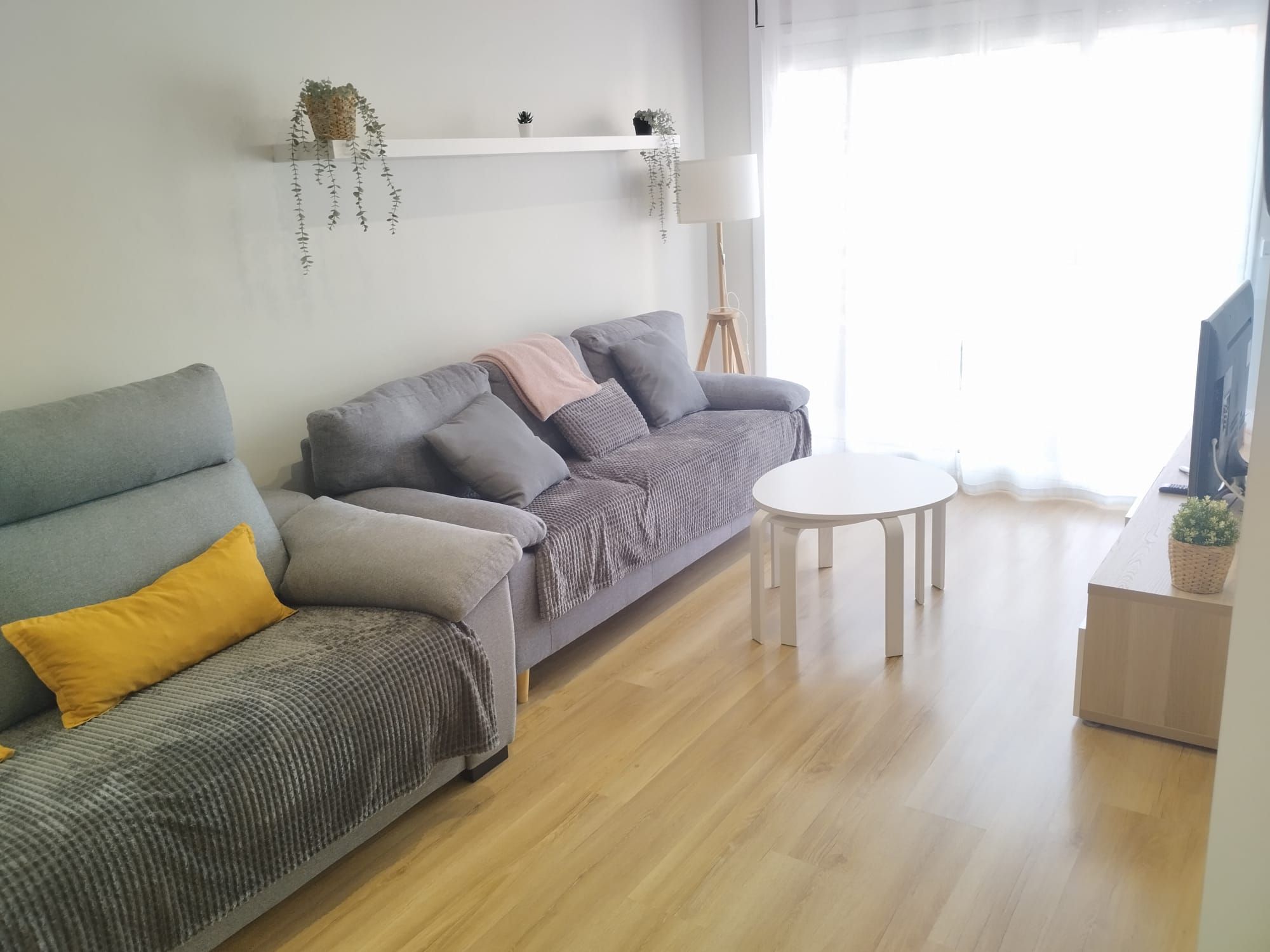 Sala d'estar de Àtic en venda en La Ràpita amb Aire condicionat, Parquet i Terrassa