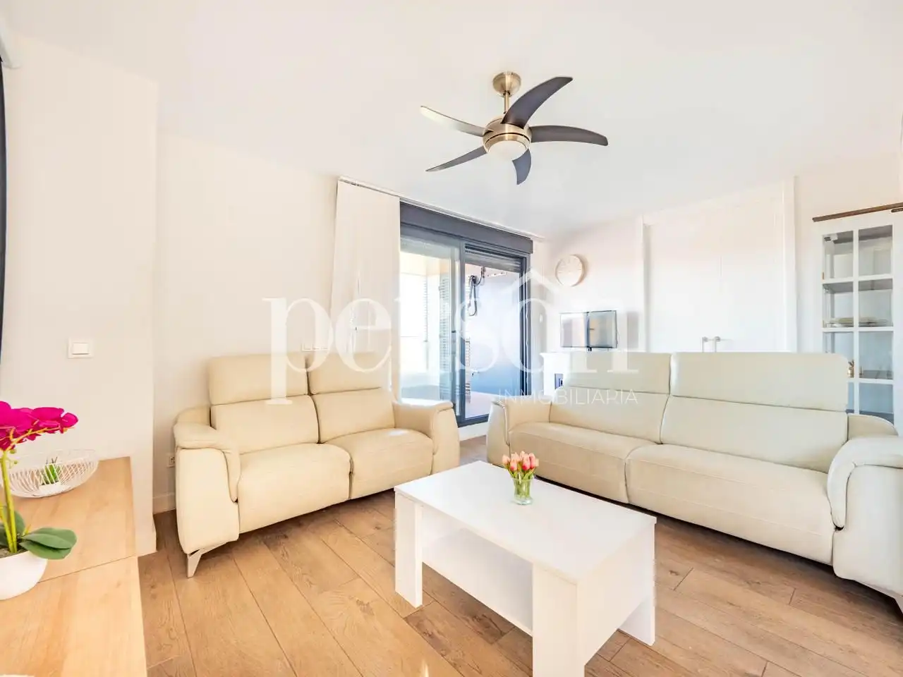 Wohnzimmer von Wohnung zum Verkauf in Valencia mit Klimaanlage, Terrasse und Schwimmbad