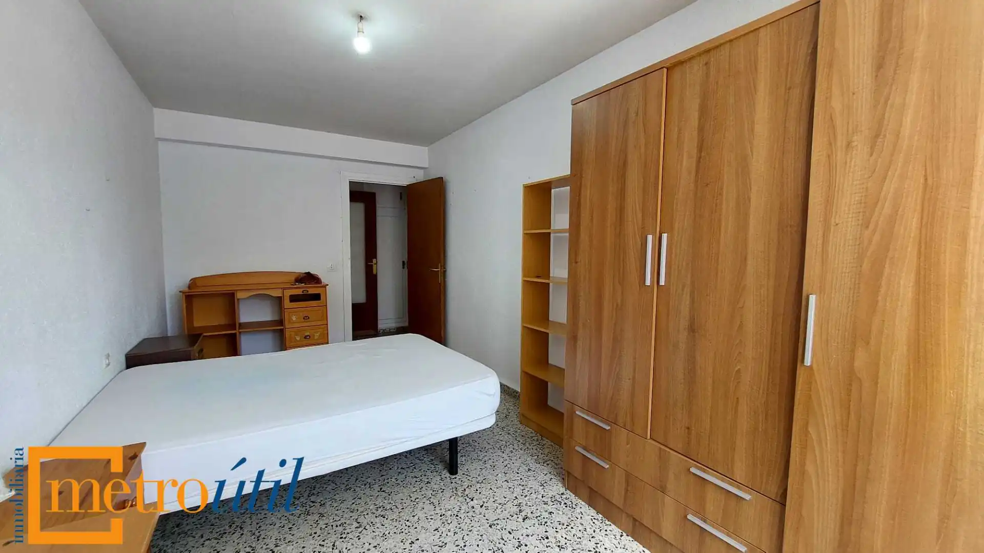 Bedroom of Flat for rent in Salamanca  with Heating, Furnished and Balcony