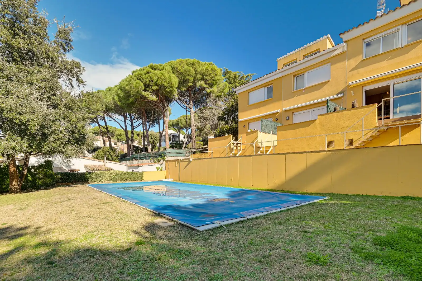 Maison mitoyenne avec terrasse à vendre à Politur, imagen 2
