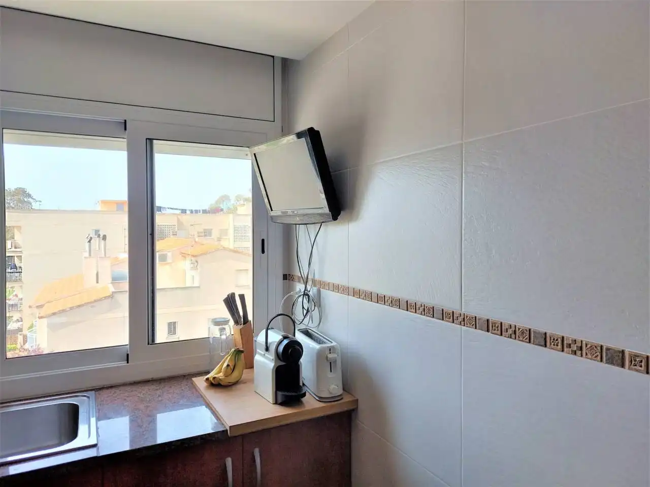 Cocina de Piso de alquiler en Vilanova i la Geltrú con Aire acondicionado, Calefacción y Terraza