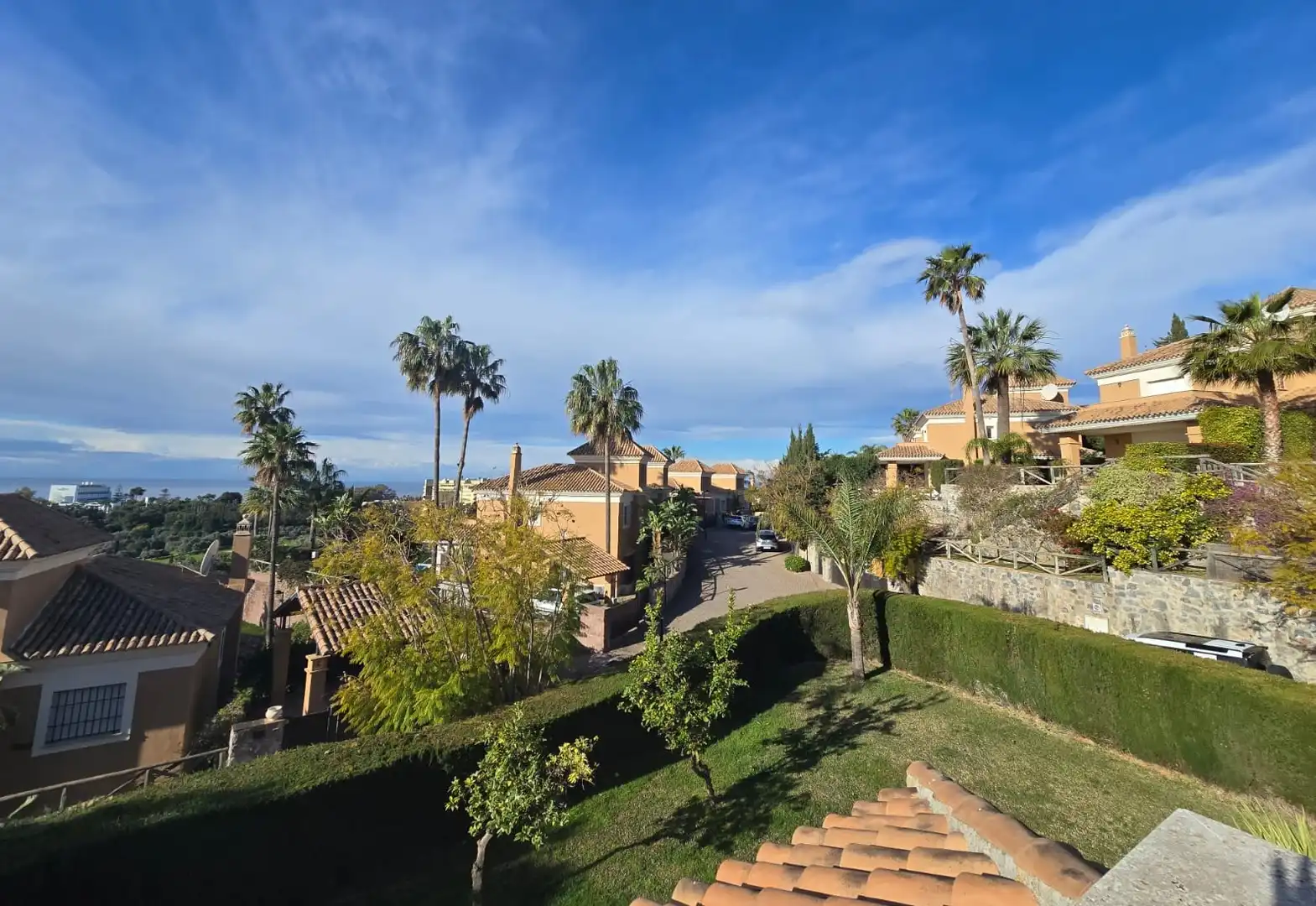 Vista exterior de Casa adosada en venta en Marbella con Aire acondicionado, Jardín privado y Domótica