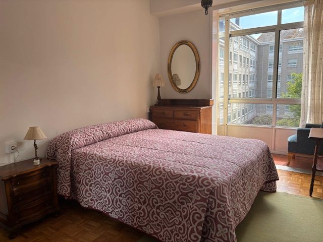 Bedroom of Flat to rent in Ferrol  with Parquet flooring, Furnished and TV