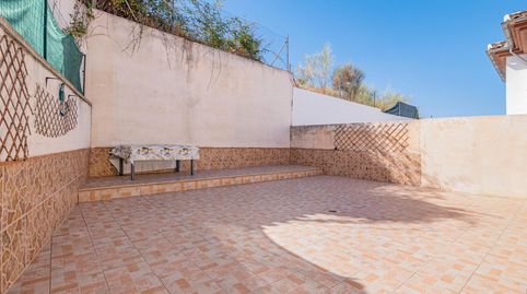Foto 3 de Casa adosada en venta en Avenida Luis Javier, 2, Jun, Granada