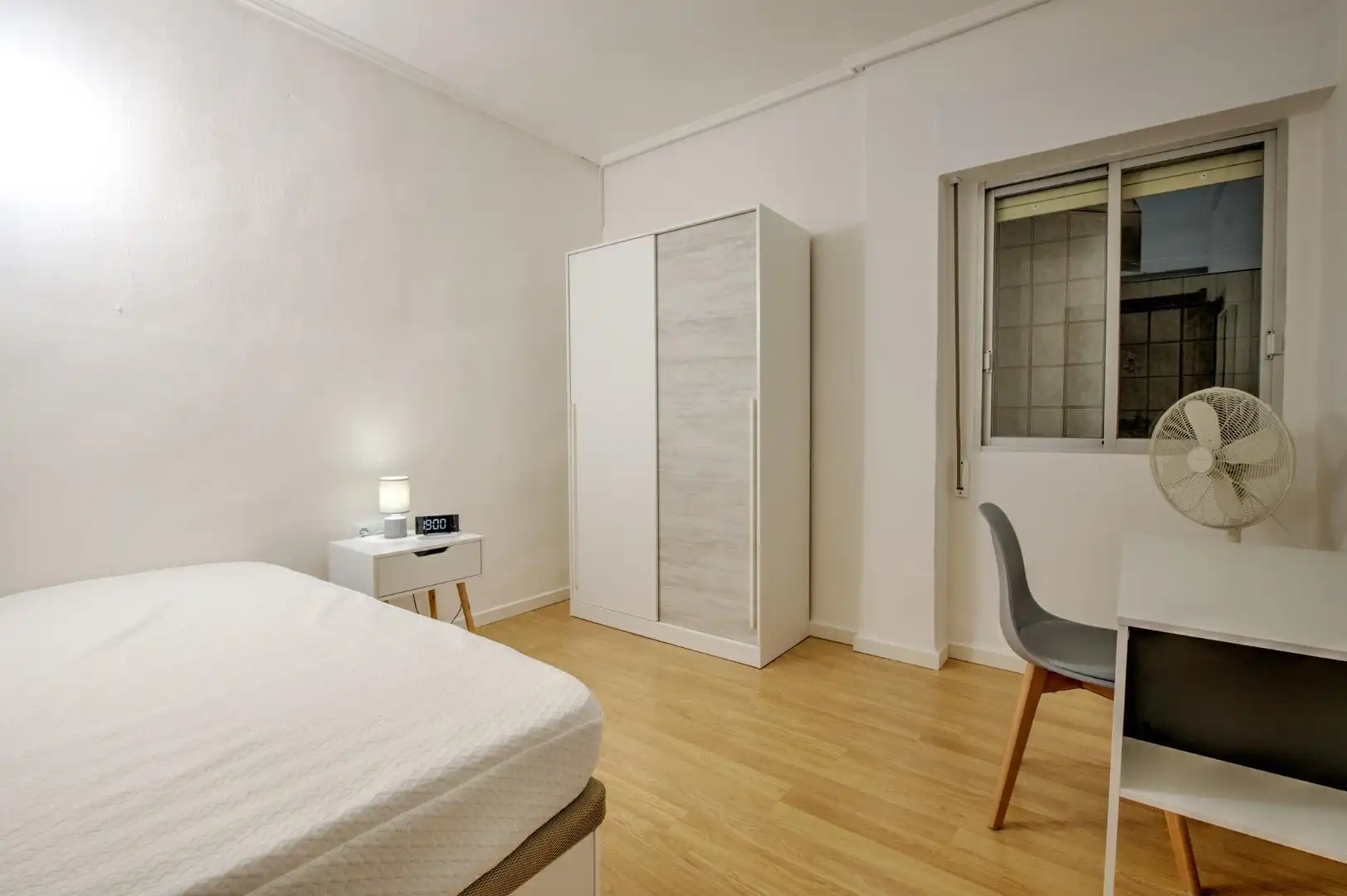 Bedroom of Flat for share in Alicante / Alacant