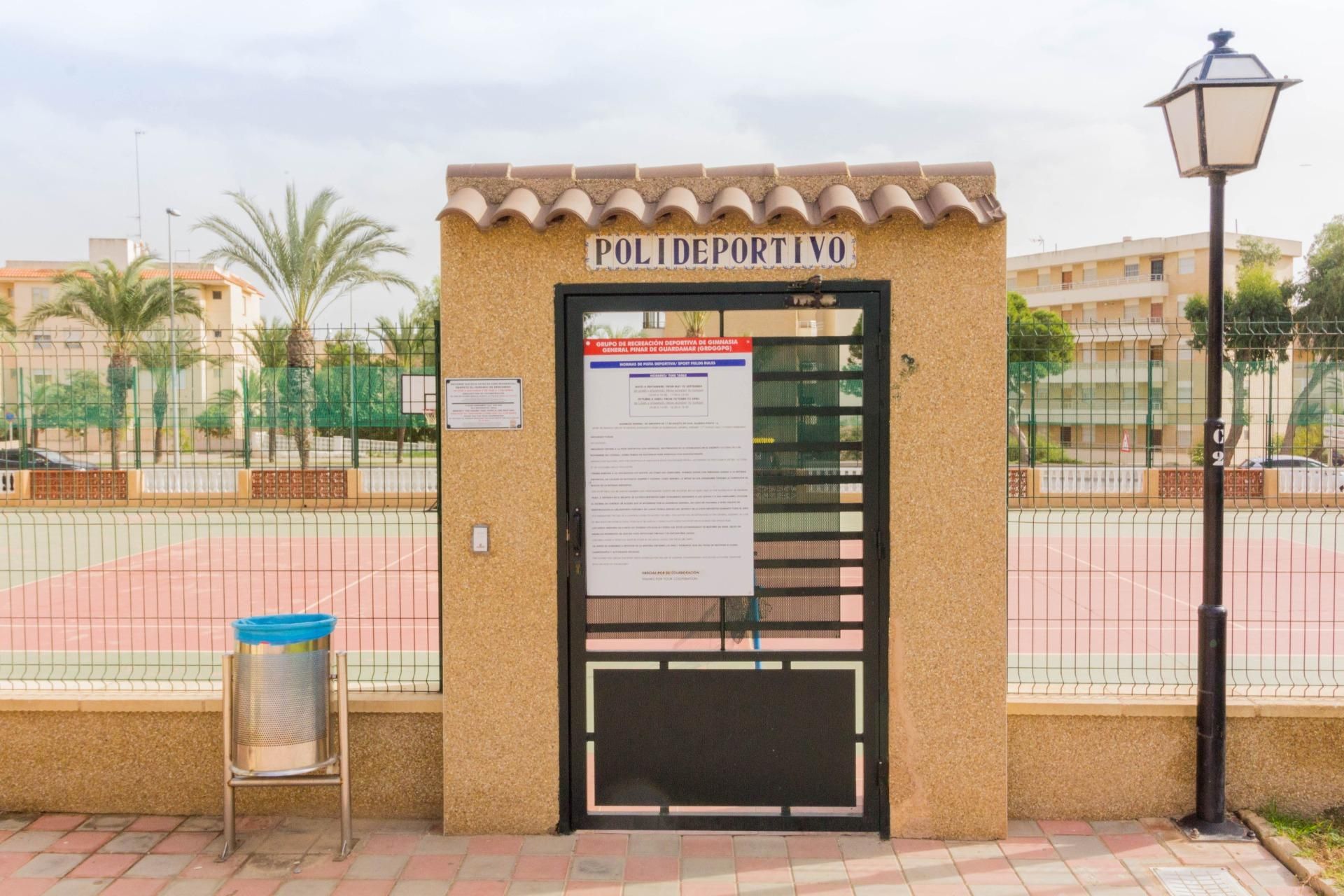 Apartment for sale in Guardamar del Segura  with Private garden, Terrace and Balcony