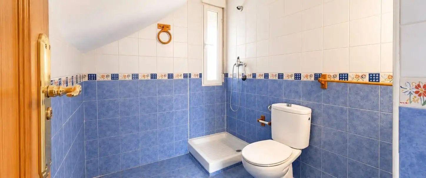 Baño de Dúplex en venta en Cúllar Vega