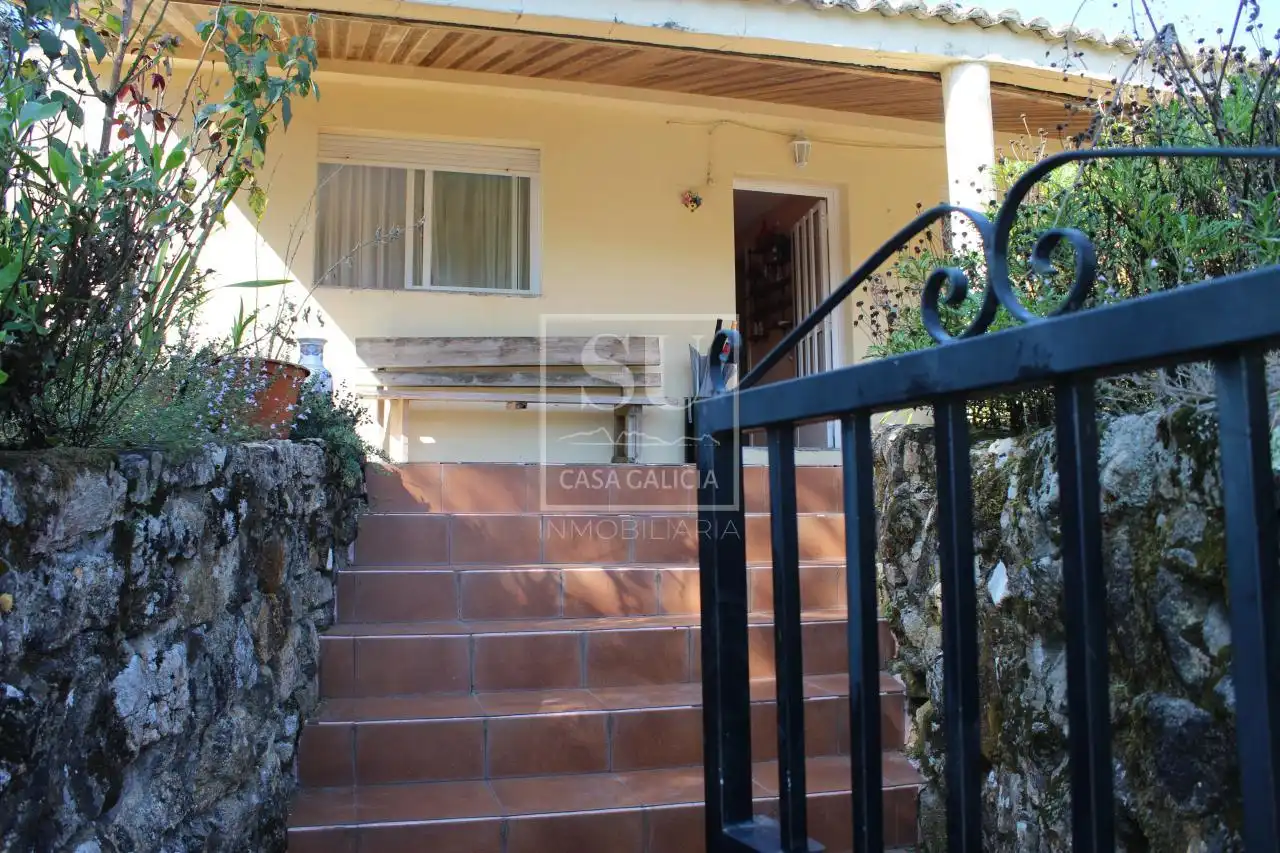 Xalet amb jardí en venda a Nigrán centro, imagen 5
