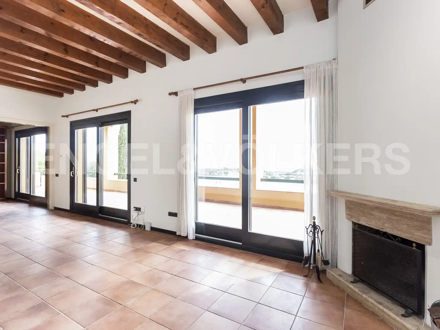 Sala de estar de Casa o chalet de alquiler en Sitges con Calefacción, Jardín privado y Terraza