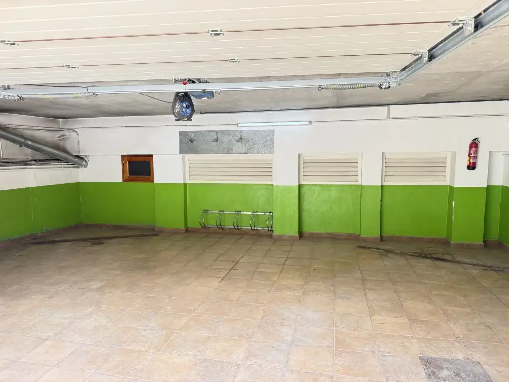 Houses for sale in Avenida Francesc Macia, Avià