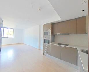 Kitchen of Flat for sale in Terrassa  with Terrace and Oven