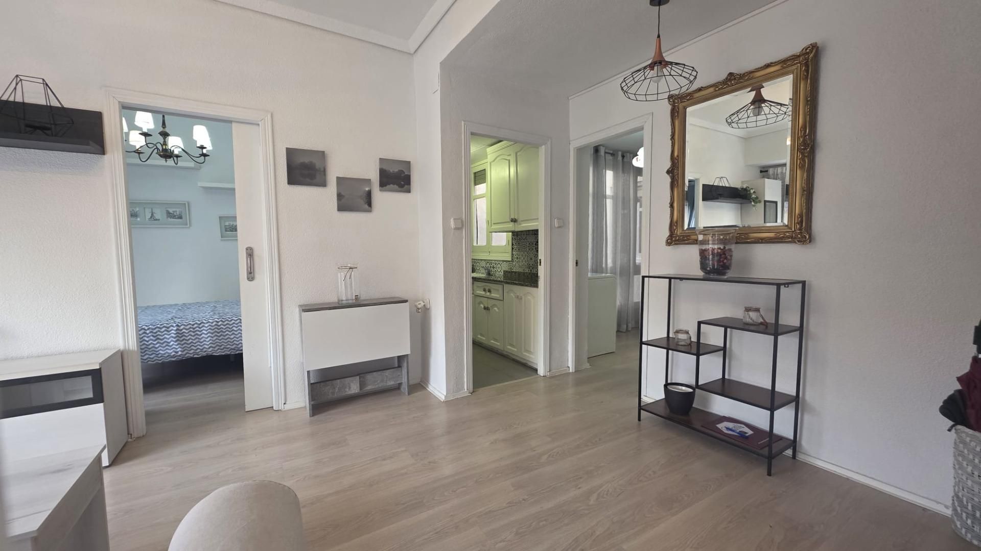 Flat to rent in Elche / Elx  with Air Conditioner, Heating and Balcony