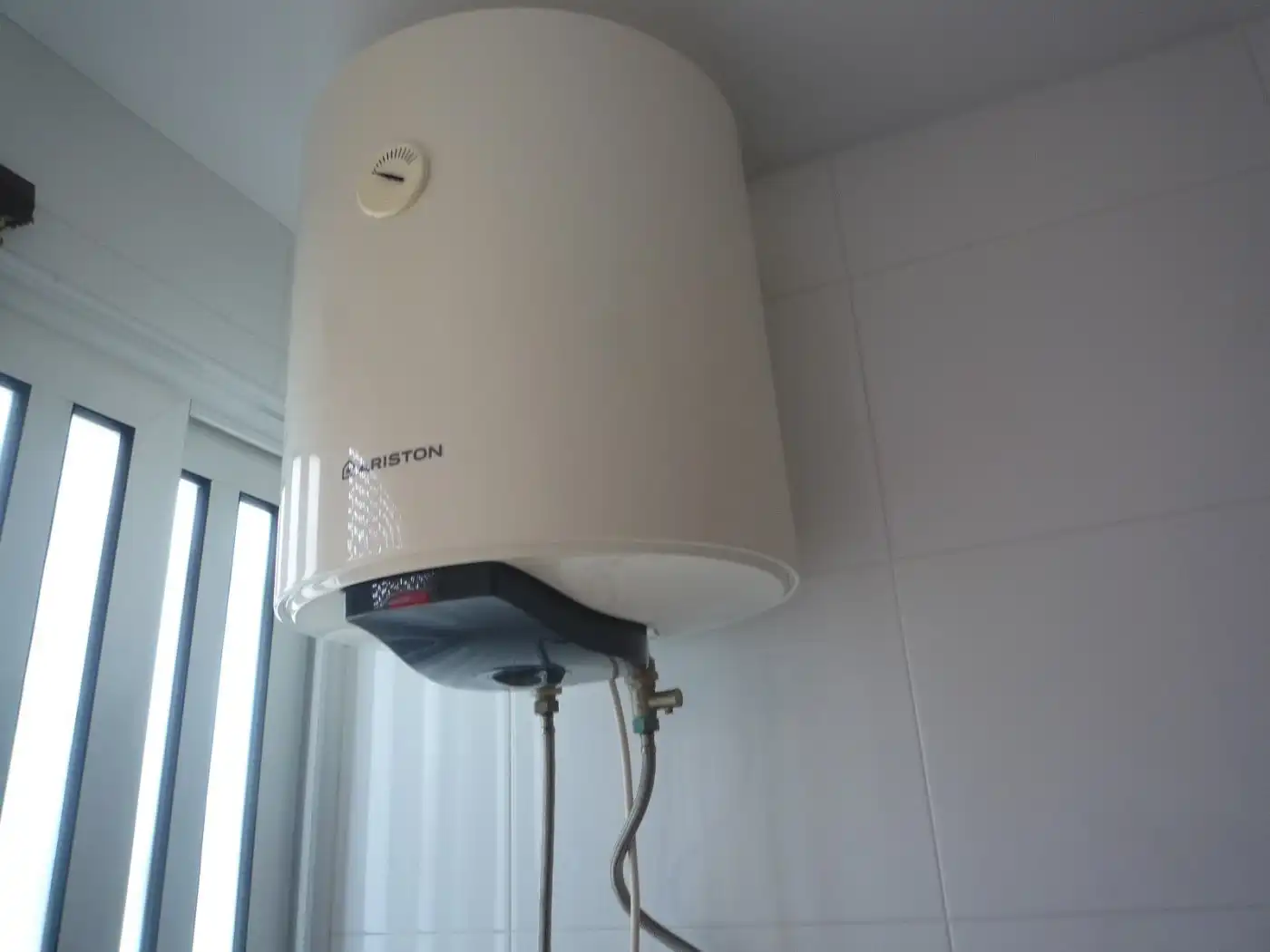 Baño de Apartamento en venta en Xeraco con Terraza, Amueblado y Balcón