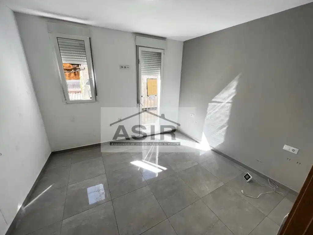 Houses for sale in Caputxins