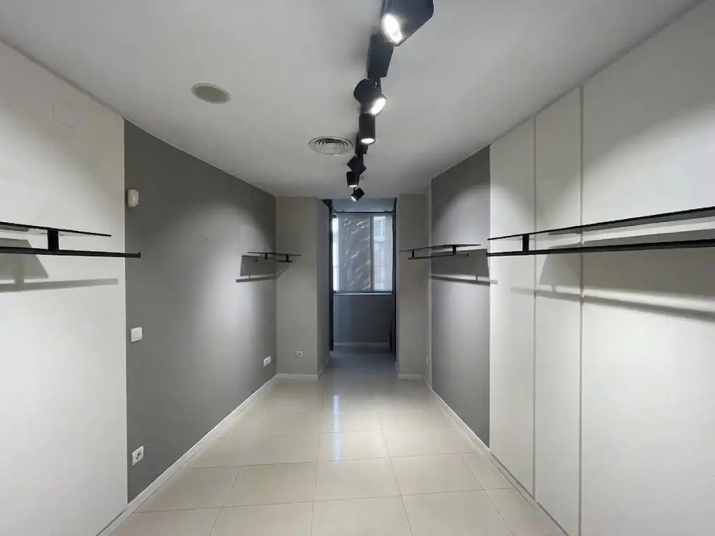 Business premises to rent in Rambla de la Llibertat, imagen 2