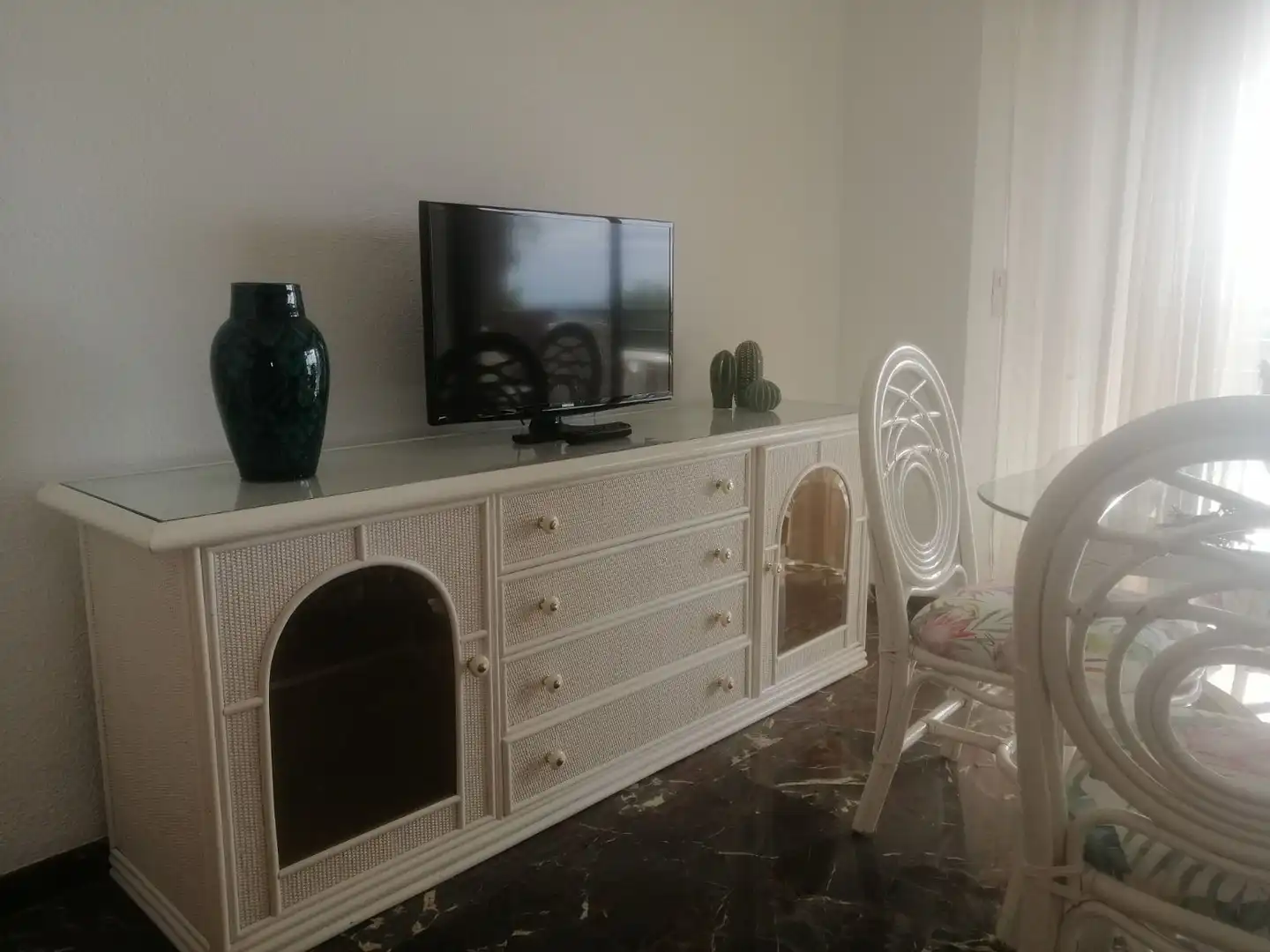 Wohnzimmer von Wohnung zur Miete in Almuñécar mit Heizung, Terrasse und Möbliert