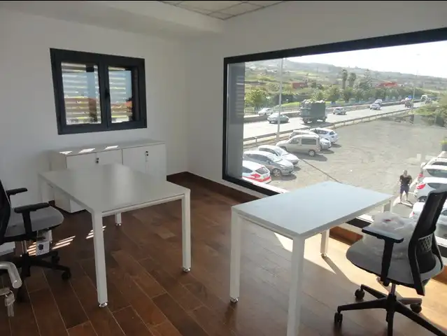 Büro zur Miete in Tacoronte mit Klimaanlage, Terrasse und Möbliert