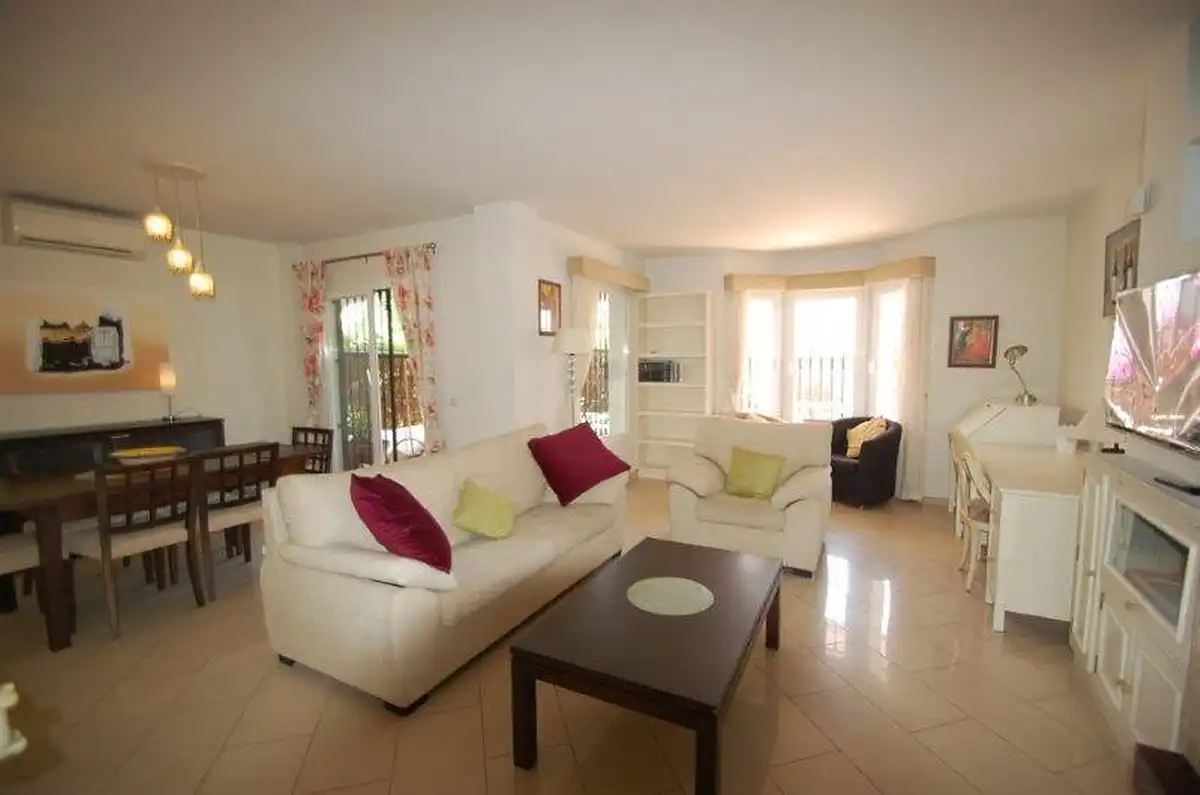 Planta baja en venta en Nueva Andalucía centro
