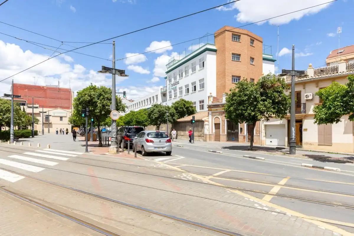 Außenansicht von Wohnung zum Verkauf in Valencia mit Klimaanlage, Heizung und Terrasse