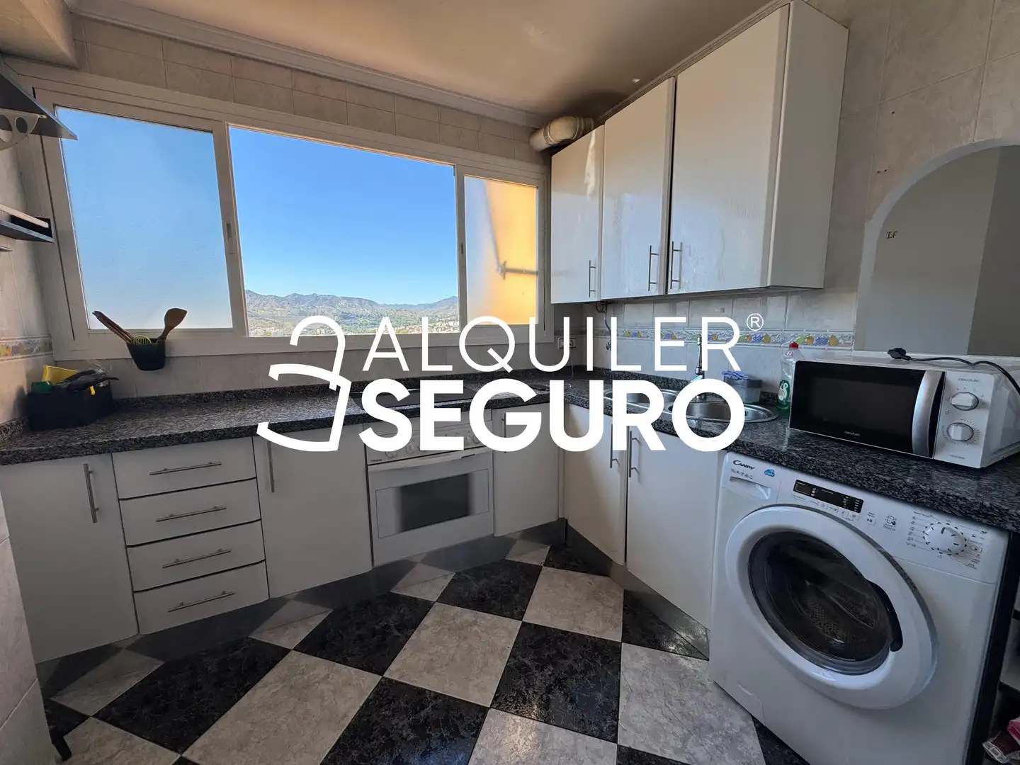 Kitchen of Flat for rent in Málaga  with Heating, Terrace and Furnished