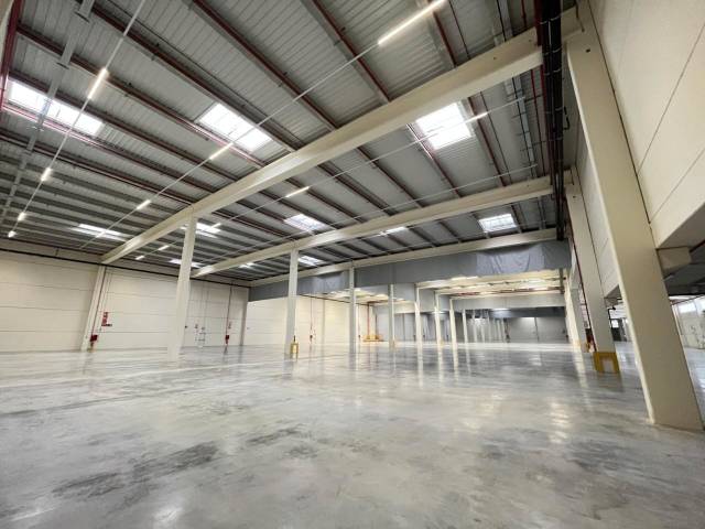 Nave industrial en Alquiler en Carrer del Mig en Òdena