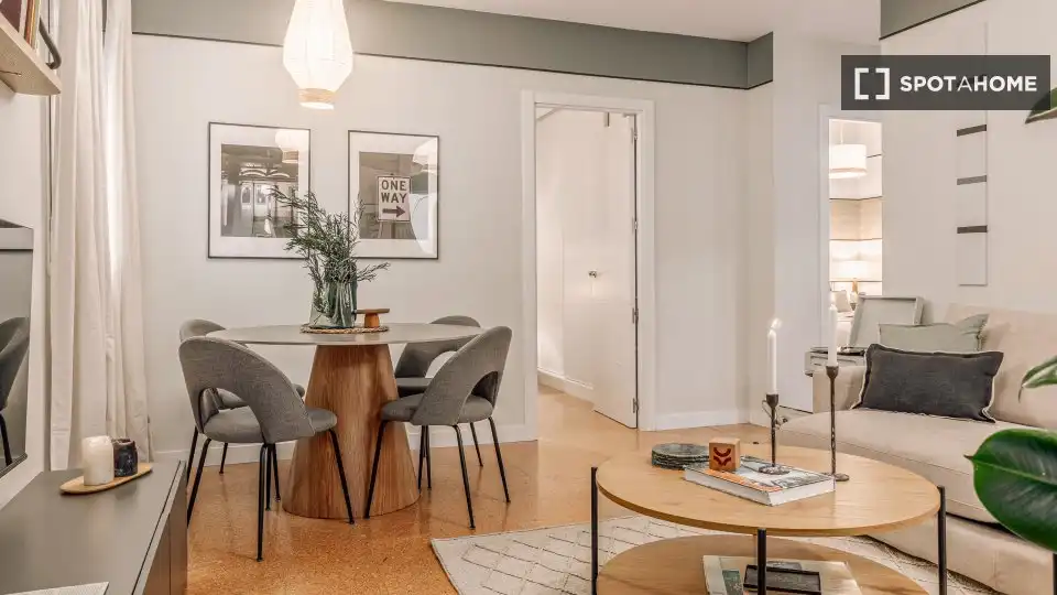 Dining room of Apartments for share in Madrid  with Air Conditioner, Terrace and Furnished