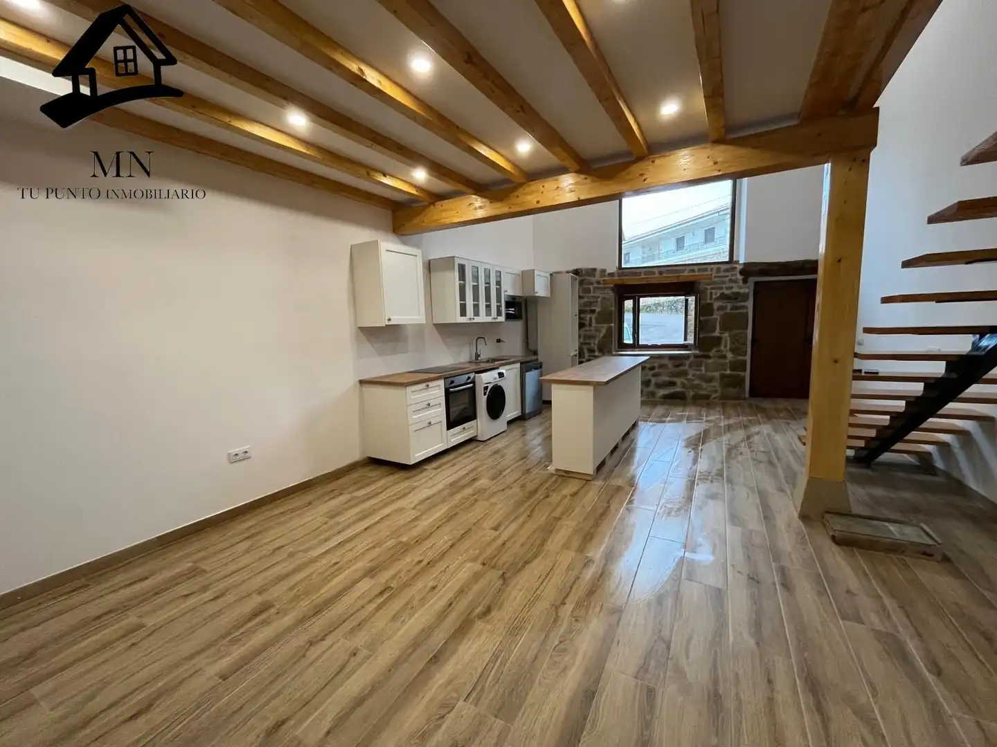 Cuina de Finca rústica en venda en Villacarriedo amb Jardí privat